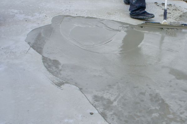 Cost of Concrete Overlaying in Decatur